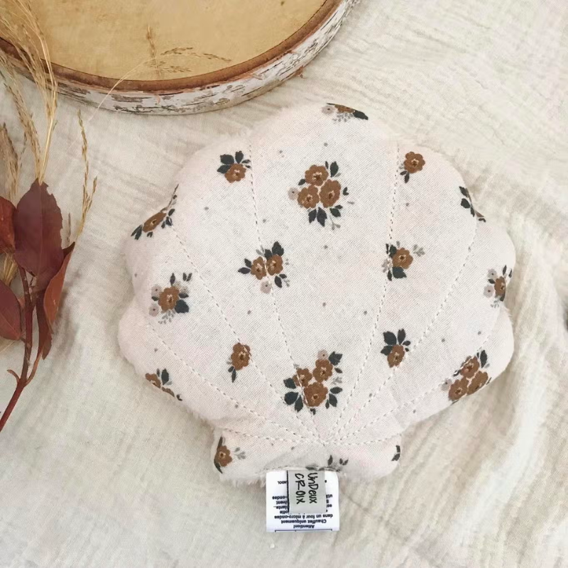 Shell dry hot water bottle - vintage flowers